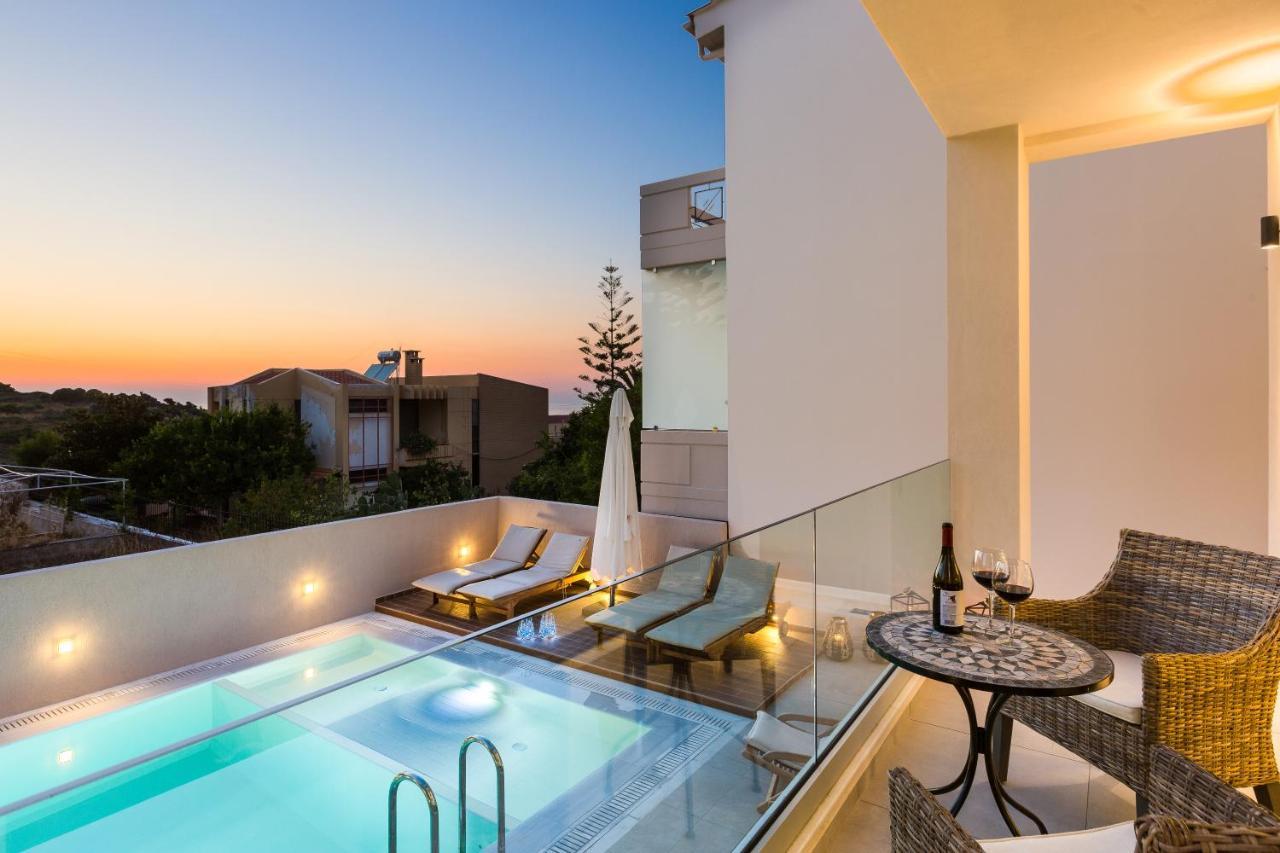 Villa Amelia I Free 9 Seater Mini Van & Pool Kalathas Bagian luar foto